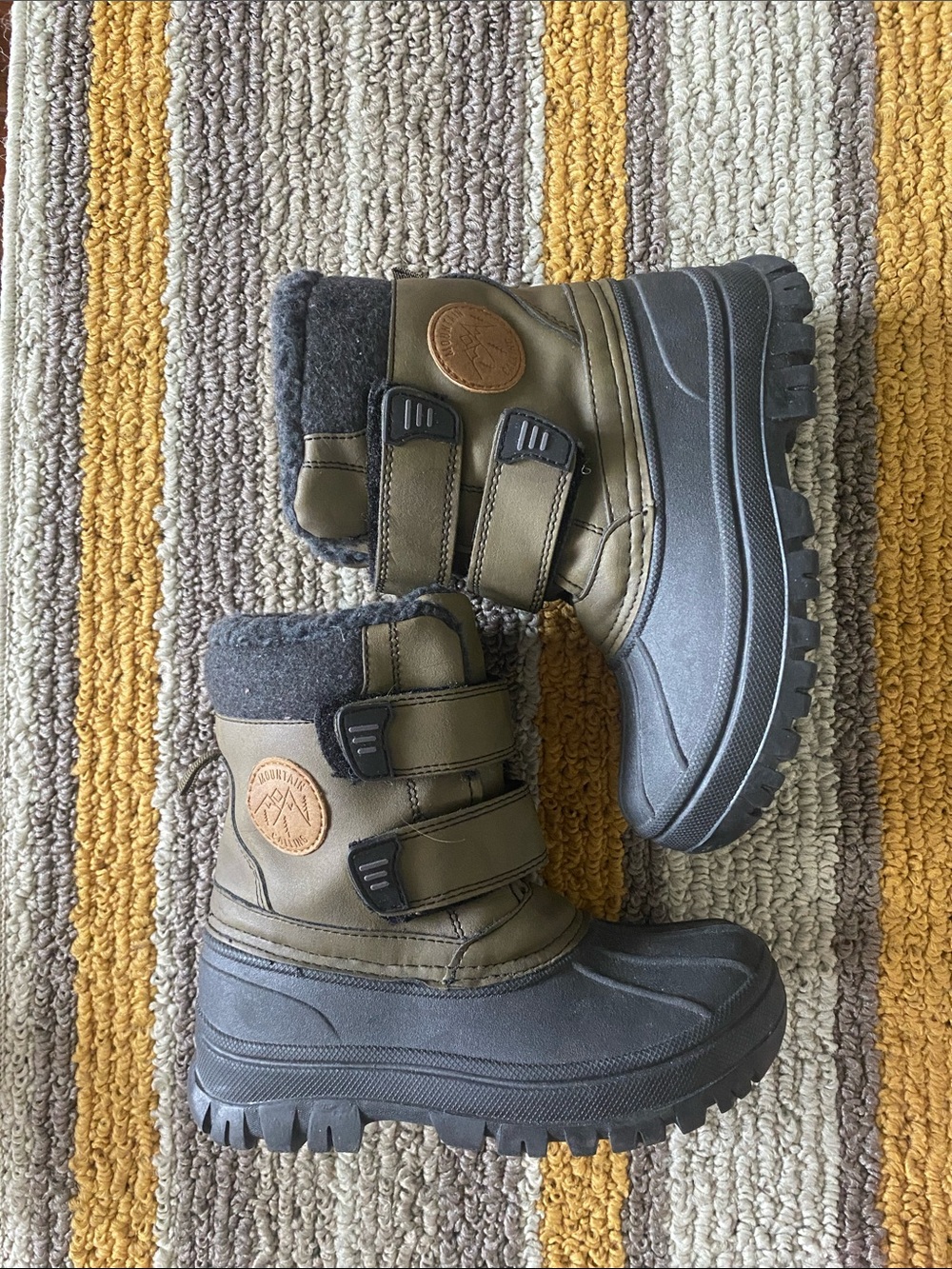Joe Fresh Boys Winter Snow Boots Sz 11 3M Thinsulate Olive Green Duck NWOT